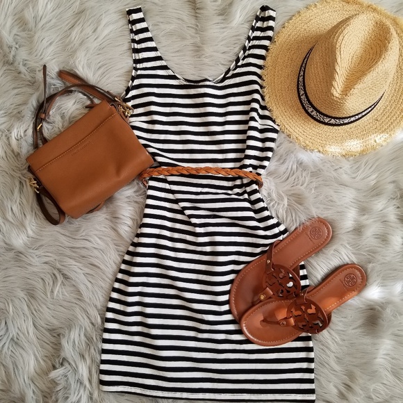 H&M Dresses & Skirts - Black and white striped dress